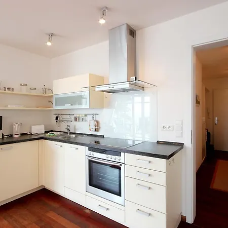 Helene By Rujana 公寓 宾茨